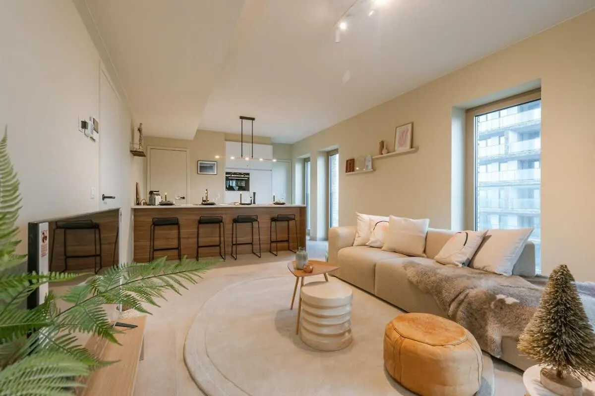 Stunning Apartment With Terrace And Parking Ostend